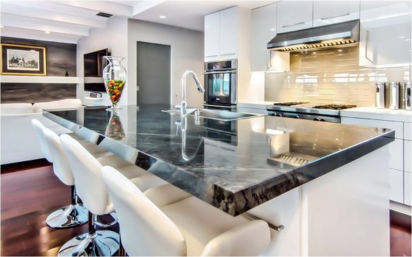 Kitchen Cabinet